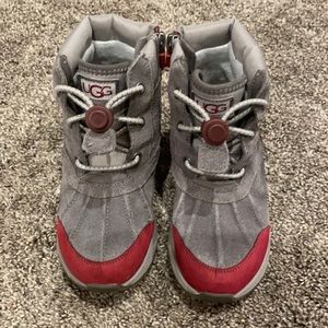 Ugg kids boots